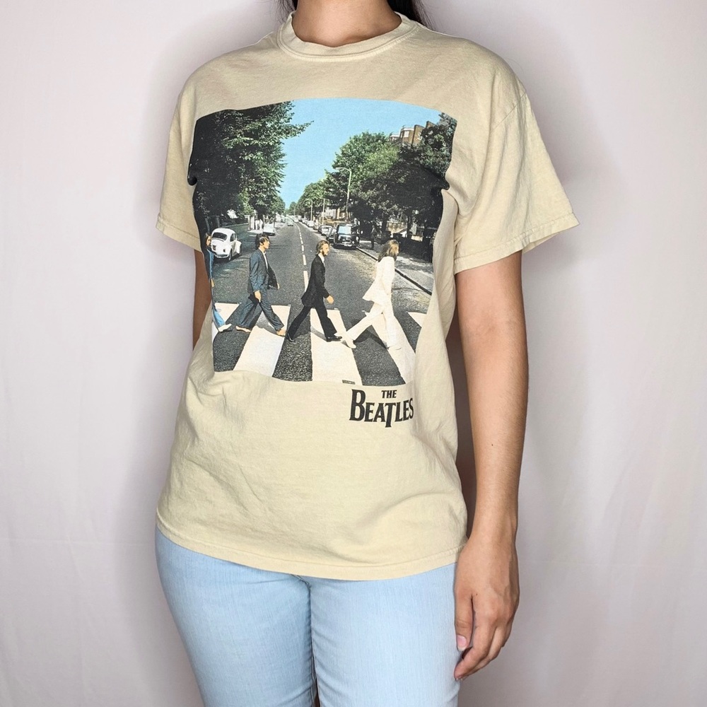 The Beatles Band Tee Shirt | Size S/M graphic tee